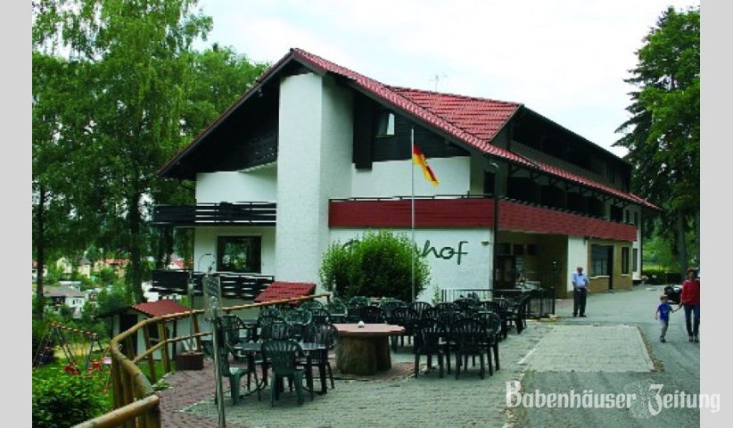 Zur Mittagsrast kehrten die Teilnehmerinnen und Teilnehmer des ev. Kirchenchores Langstadt beim diesj&auml;hrigen Ausflug nach Wald-Michelbach in das herrlich gelegene Hotel Birkenhof mit guter K&uuml;che ein.