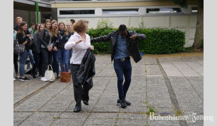 Tanzeinlage der Schulleiterin.