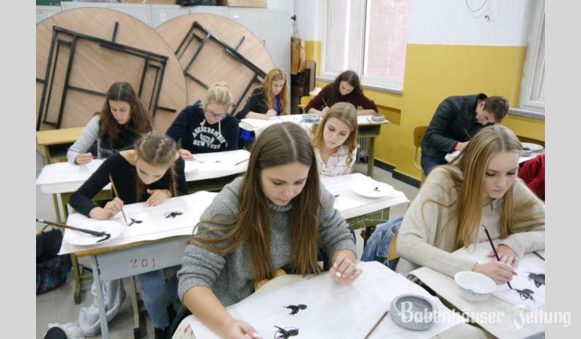 Beim Zeichenunterricht wurde konzentriert gearbeitet.