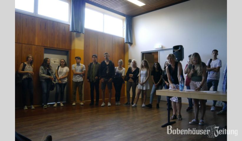 Einteilung der Tutorien in der Aula.