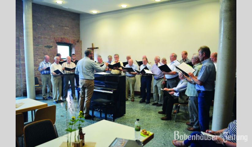 Bewiesen beim Ehrungsabend auch ihre gesangliche Qualit&auml;t, die S&auml;nger des Gesangverein Liederkranz Langstadt.